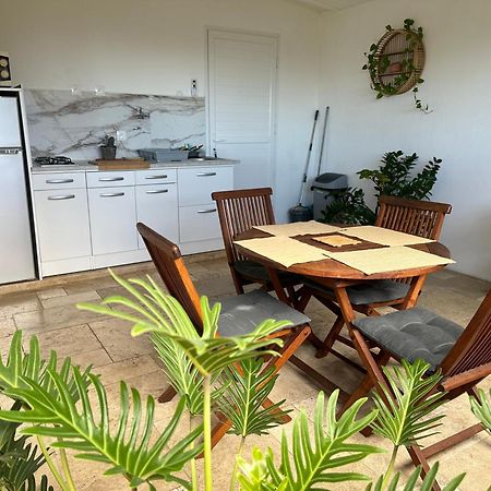 Ferienwohnung Duplex Bouguainvillier Saint-Denis Exterior foto